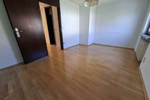 Reihenmittelhaus mit 4 Zimmern in Fürth - Oberfürberg – Die vollständige Adresse der Immobilie erhältst du vom Anbieter., 90768 Oberfürberg, Eschenau, Fürth – Vorschaubild 12