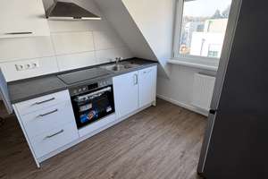 Ideal für Kapitalanleger - sanierte 2 Zimmer DG-Wohnung in Rodenkirchen – Schillingsrotter Straße 65, 50996 Rodenkirchen (Ortsteil), Köln – Vorschaubild 6