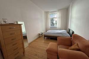 Helle zentrale 2 Zimmer Wohnung mit Balkon