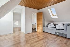 Augsburg-Nord: Doppelhaushälfte mit zwei Einheiten in ruhiger Wohnlage – Die vollständige Adresse der Immobilie erhältst du vom Anbieter., 86154 Oberhausen-Nord, Augsburg – Vorschaubild 8