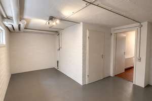 800 m² Garten: Reihenendhaus in ruhiger Wohnsiedlung von Kaiserswerth – 40489 Kaiserswerth, Düsseldorf – Vorschaubild 16