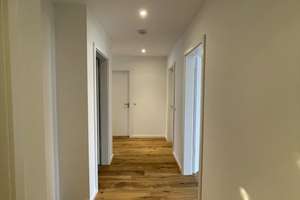 Exklusive 3-Zimmer-Wohnung mit gehobener Innenausstattung – Die vollständige Adresse der Immobilie erhältst du vom Anbieter., 28209 Schwachhausen (Ortsteil), Bremen – Vorschaubild 9
