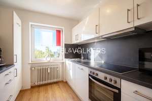 Attraktive 2-Zimmer Wohnung mit Balkon im beliebten Regensburger Westen – Die vollständige Adresse der Immobilie erhältst du vom Anbieter., 93049 Westenviertel, Regensburg – Vorschaubild 4
