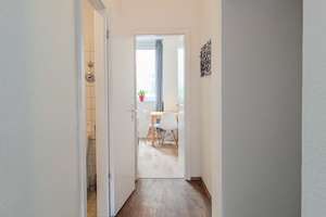 HOMESK - Sofort bezugsfreie 1-Zimmer-Hochparterre-Wohnung im Prenzlauer Berg – Choriner Straße 65, 10119 Mitte (Ortsteil), Berlin – Vorschaubild 10