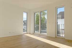 Neubau – Erstbezug! Toller Schnitt: 2-Zimmer-Wohnung mit Einbauküche, A+ – München – Vorschaubild 1