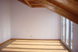 Schöne 2-Zimmer-Studiowohnung in ruhiger Lage in Reutlingen – Payerstraße 49, 72764 Reutlingen-Mitte, Reutlingen – Vorschaubild 2