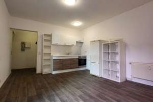 2 Zimmer Berlin Wedding Gesundbrunnen mit Garten und XXL-Keller