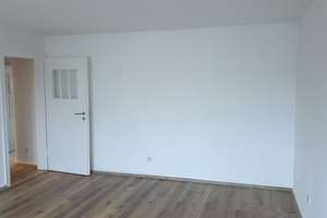 helle und toll geschnittene 2 Zi.-Wohlfühlwohnung mit Balkon und EBK in Neuss – Marienstraße 132, 41462 Furth Süd, Neuss – Vorschaubild 7