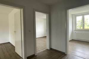 Gemütliche 2,5 Zimmer-Wohnung mit Kochnische und Loggia – Stintzingstr. 11, 91052 Rathenau, Erlangen – Vorschaubild 5