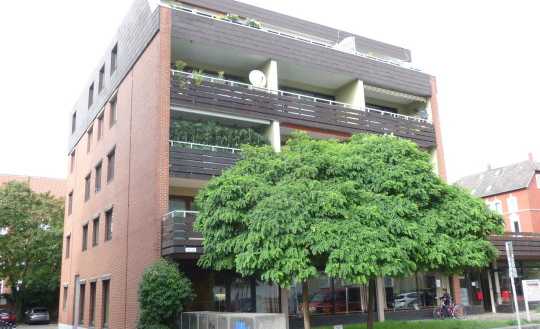 Zentrumsnahe, gut geschnittene  3 Zi.-ETW, mit Balkon und Fahrstuhl