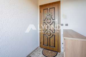 Property thumbnail 44