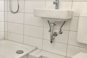 Perfekt für uns: günstig geschnittene 2,5-Zimmer-Wohnung – Elendsredder 12-18, 24106 Wik, Kiel – Vorschaubild 2
