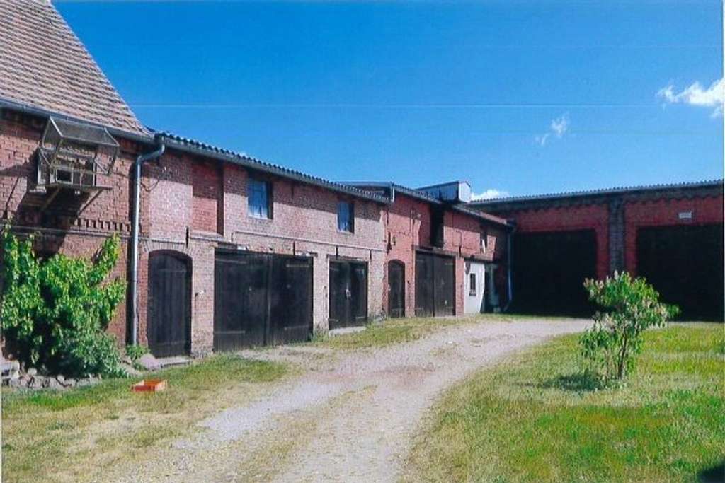 Immobilie in Havelberg - Wasserlage nahe Havel und Elbe - Mehrfamilienhaus mit großem Grundstück - Bild 3