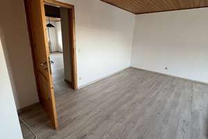 Sonnige 2 Zimmer Wohnung /Balkon / Garage / Pforzheim Nordstadt  – Die vollständige Adresse der Immobilie erhältst du vom Anbieter., 75177 Nordstadt, Pforzheim – Vorschaubild 12