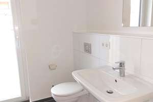 Attraktive 3 Zimmer Wohnung + Einbauküche + Fußbodenheizung + Parkett + Balkon + Aufzug + Tiefgarage – An der Lingenmühle 2, 41061 Gladbach, Mönchengladbach – Vorschaubild 17