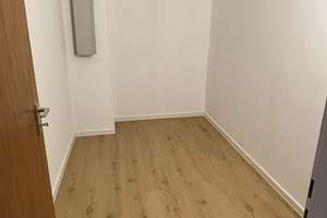Familienfreundliche 4 - Zimmerwohnung mit atemberaubender Aussicht in Orschel-Hagen – Frankfurter Straße 10, 72760 Reutlingen-Mitte, Reutlingen – Vorschaubild 13
