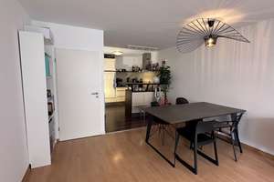 Komfortable 2,5-Zi.-OG-ETW - Hasenbergsteige, Toplage von Stuttgart-West mit Blick ins Grüne – Die vollständige Adresse der Immobilie erhältst du vom Anbieter., 70178 Rotebühl, Stuttgart – Vorschaubild 3