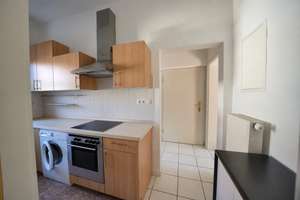 Charmante 1,5-Zimmer-Wohnung in Bestlage von Würzburg – nahe Alter Mainbrücke & Festung – Schlossgasse 10, 97802 Altstadt, Würzburg – Vorschaubild 3
