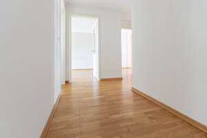 Bezugsfreie 3-Zimmer-Wohnung in City-Lage | Balkon | Parkett | Tageslichtbad | Wanne & Dusche – Die vollständige Adresse der Immobilie erhältst du vom Anbieter., 4105 Zentrum-Nordwest, Leipzig – Vorschaubild 8