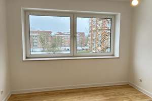 Sanierte 4-Raumwohnung mit Loggia ab sofort zu vermieten – Insterburger Str. 31, 24149 Neumühlen-Dietrichsdorf, Kiel – Vorschaubild 5