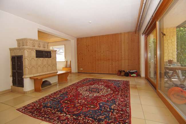 Immobilie in Roßtal - Roßtal-S-Bahn Nähe: Einfamilienhaus mit PV, Solar, Doppelgarage und Traumblick auf Felder und Wiesen - Bild 13