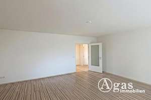 Ruhige freie 1-Zimmer-Wohnung mit Balkon in Wilmersdorf zum Verkauf – Hohenzollerndamm 172, 10709 Wilmersdorf, Berlin – Vorschaubild 3