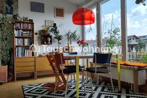 Tauschwohnung: Helle DG Wohnung mit zwei Balkonen