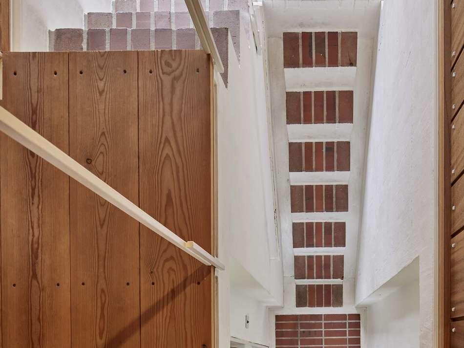 HANDWERKLICHE PRÄZISION