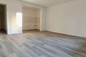 Von privat - schöne 3-Zi.-Whg. + Garten + Terrasse in Paderborn Schloß Neuhaus, ruhige + tolle Lage – Die vollständige Adresse der Immobilie erhältst du vom Anbieter., 33104 Schloß Neuhaus, Paderborn – Vorschaubild 5