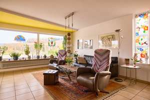 *Reserviert* Sonniges Terrassenhaus mit großer Terrasse, Fernblick & Garage in Winnenden-Schelmenhol – Die vollständige Adresse der Immobilie erhältst du vom Anbieter., 71364 Winnenden – Vorschaubild 1