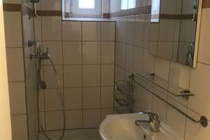 Vollständig renoviertes und neu möbliertes Appartment mit EBK – Kardinal-Galen-Straße 107, 47058 Duissern, Duisburg – Vorschaubild 10