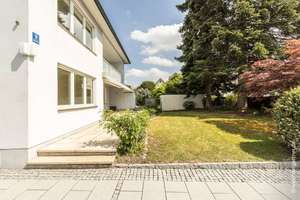 Freistehendes Einfamilienhaus auf sonnigem Süd-West-Grundstück  in ruhiger Lage – Die vollständige Adresse der Immobilie erhältst du vom Anbieter., 81825 Gartenstadt Trudering, München – Vorschaubild 5