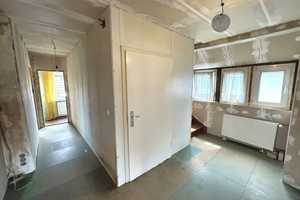Viel Platz bietet dieses Wohnhaus mit Vollkeller in Kiel-Elmschenhagen – Kiel – Vorschaubild 14