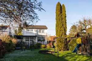 *** NEUER PREIS und ZENTRALE LAGE - EFH MIT GARTEN UND VOLLKELLER *** – Delmenhorst – Vorschaubild 1