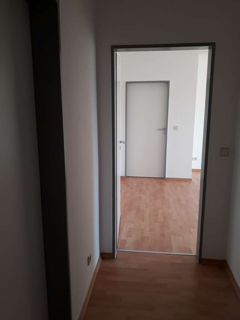 Immobilie in Bad Frankenhausen/Kyffhäuser - Helle 4-Zimmer-Etagenwohnung mit Balkon und PKW-Stellplatz - Bild 3