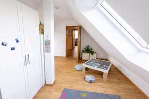 Dresden-Cossebaude - provisionsfrei: Attraktive 4,5-Raum Maisonette-Wohnung mit Balkon – Kolpingstraße 14, 1156 Cossebaude, Dresden – Vorschaubild 17