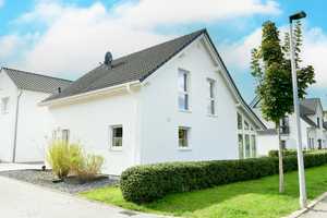 Familienfreundliches Einfamilienhaus in  bevorzugter Wohnlage in Waltrop – Recklinghausen (Kreis) – Vorschaubild 1