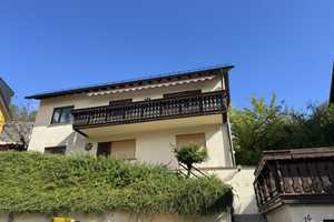 Einfamilienhaus mit großem Garten in Top-Lage in Unteröwisheim mit separater Wohnung – Am Brückberg 16, 76703 Karlsruhe (Kreis) – Vorschaubild 1