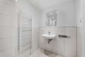 Unmöbliertes Studio mit EBK in Lichtenberg   – Löwenberger Straße 1, 10315 Friedrichsfelde, Berlin – Vorschaubild 7