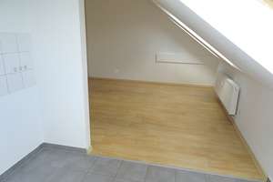 Moderne DG-Whg : 3 Zimmer + Balkon + Schickes Wannenbad – Wartburgstr. 14, 9126 Bernsdorf, Chemnitz – Vorschaubild 10