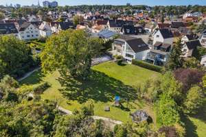 Viel Raum zum Leben - Großzügiges Anwesen mit parkähnlichem Garten – Die vollständige Adresse der Immobilie erhältst du vom Anbieter., 60389 Seckbach, Frankfurt am Main – Vorschaubild 14