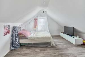 Solide Kapitalanlage mit Charme – modernisiertes Mehrfamilienhaus in ruhiger Lage von Schömberg – Die vollständige Adresse der Immobilie erhältst du vom Anbieter., 75328 Schömberg – Vorschaubild 59