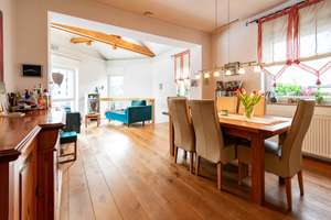 Ungewöhnlich vielseitig: Großzügiges Einfamilienhaus mit Charme, Optionen und Perspektive – Die vollständige Adresse der Immobilie erhältst du vom Anbieter., 42651 Solingen-Mitte, Solingen – Vorschaubild 12