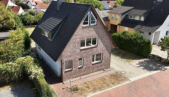 Bild von Modernisiert und großzügig - Familienparadies mit separatem Gästehaus und Traumgarten