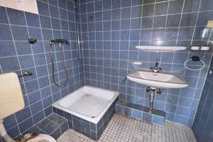 Sanierungsbedürftiges 1-Zimmer-Apartment mit Loggia, Stellplatz + Aufzug in zentraler Weststa – Die vollständige Adresse der Immobilie erhältst du vom Anbieter., 76133 Weststadt, Karlsruhe – Vorschaubild 8
