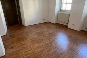 2 Zimmer Wohnung inmitten der Regensburger Altstadt – Die vollständige Adresse der Immobilie erhältst du vom Anbieter., 93047 Innenstadt, Regensburg – Vorschaubild 2