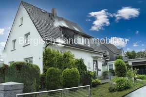 *** Solide Kapitalanlage, 2 Häuser, 1 Preis *** – Rheinisch-Bergischer Kreis – Vorschaubild 1