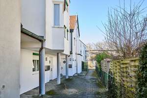 Attraktives Zweifamilienhaus mit 2 Garagen und kleinem Garten (2 Wohnbereiche möglich) – Die vollständige Adresse der Immobilie erhältst du vom Anbieter., 94315 Kernstadt, Straubing – Vorschaubild 18