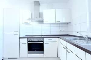 Lichtdurchflutete 4-Zimmer-Wohnung mit sonnigem Balkon und großzügiger Einbauküche – Anna-Beyer-Straße 21, 60435 Nordend-West, Frankfurt am Main – Vorschaubild 7