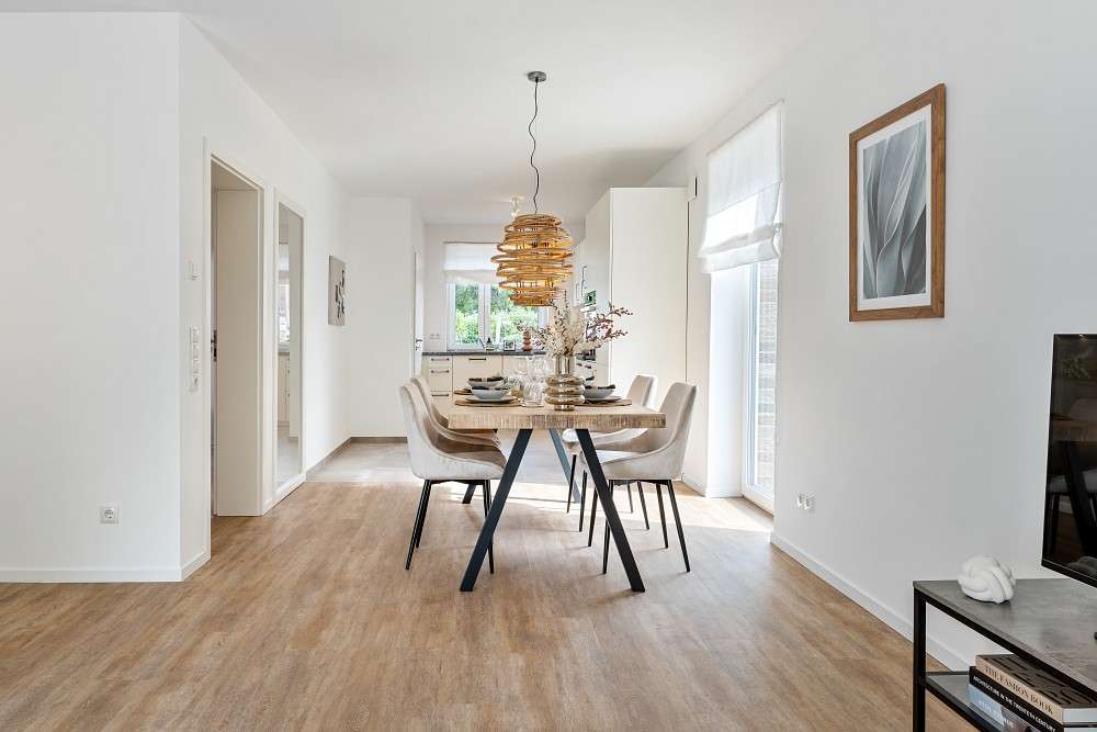 Immobilie in Hoisdorf - Kapitalanlage: Moderne Doppelhaushälfte mit gehobener Ausstattung in familienfreundlicher Wohnlage - Bild 17